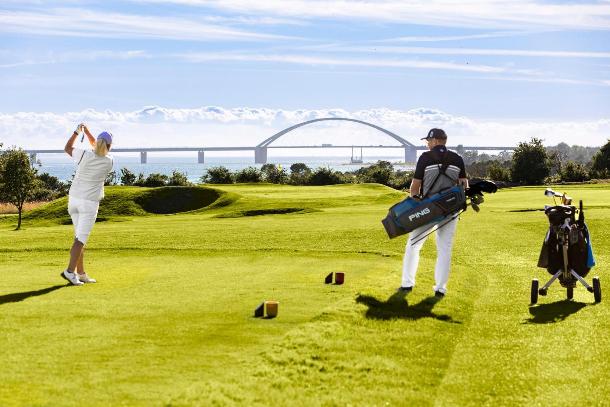 Golf 'N Wave Aktivresort Fehmarn Exterior photo